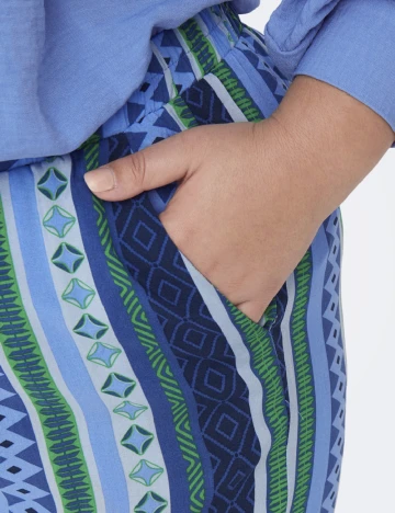 Pantaloni Only Carmakoma, albastru Albastru
