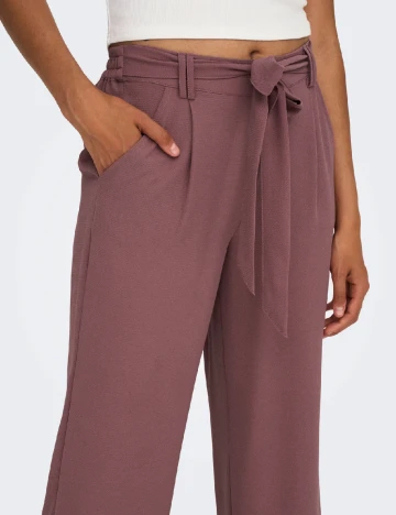 Pantaloni trei sferturi Only, roz pudra