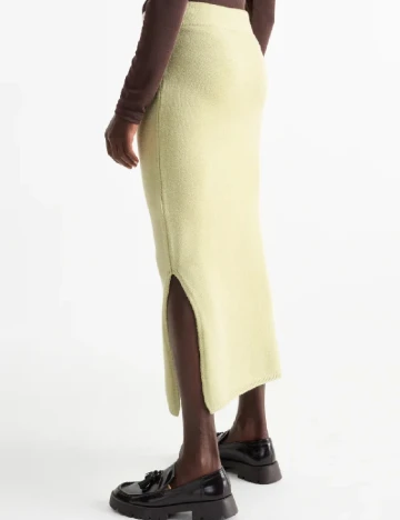 Fusta C&A, verde deschis