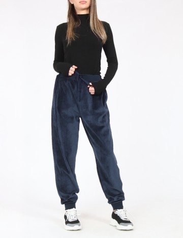 
						Pantaloni C&A, bleumarin