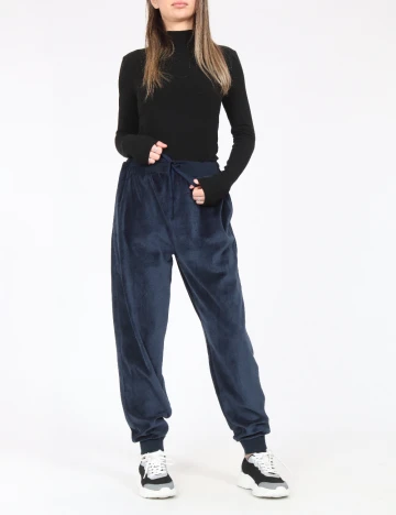 Pantaloni C&A, bleumarin