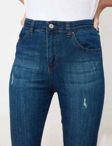 Blugi TRENDYOL, albastru