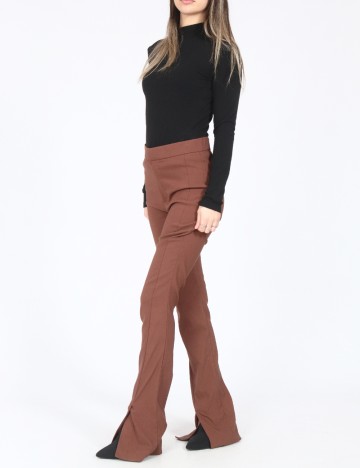 Pantaloni Zara, maro