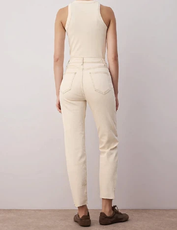 Blugi TRENDYOL, crem