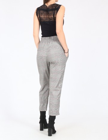 Pantaloni Bershka, gri
