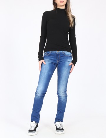 
						Blugi Zara, albastru