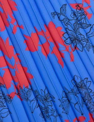 Fusta Bizuu, albastru