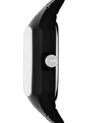Ceas Diesel, negru