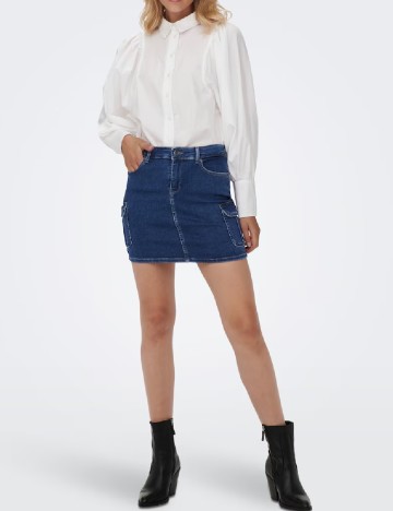 
						Fusta Only, albastru