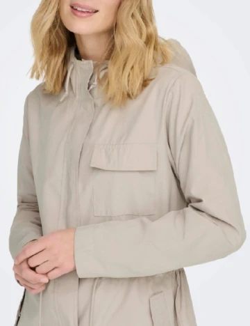 Jacheta Jacqueline de Yong, bej