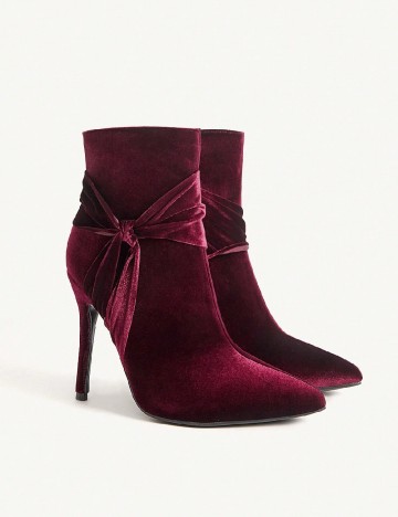 
						Botine SHEIN, visiniu