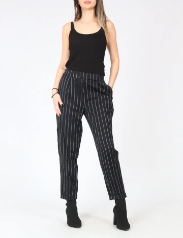 Pantaloni Pull&Bear, negru