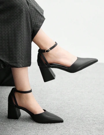 Pantofi Cuccoo, negru