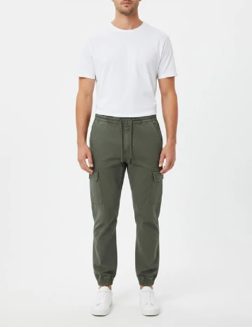 Pantaloni Pull&Bear, verde