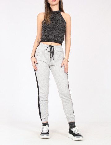 Pantaloni Bershka, gri