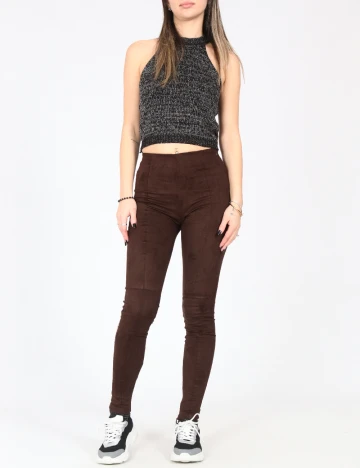 Pantaloni Bershka, maro