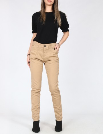 
						Pantaloni Bershka, maro