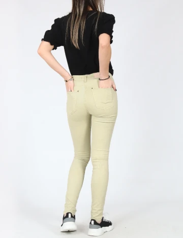 Pantaloni Pull&Bear, verde deschis