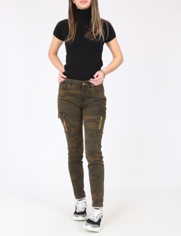 Blugi Bershka, army