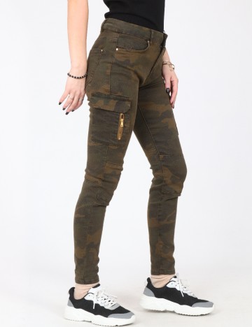 Blugi Bershka, army