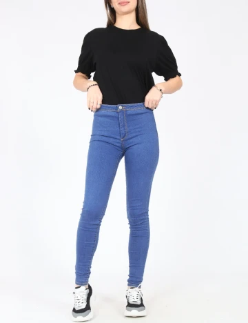 Blugi Bershka, albastru