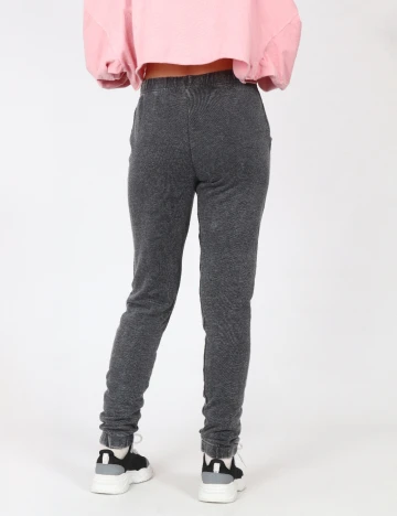 Pantaloni Bershka, gri