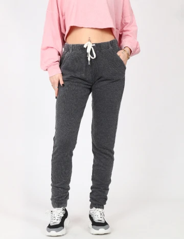 Pantaloni Bershka, gri