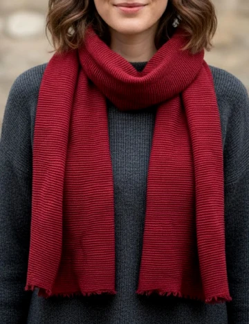 Esarfa Pull&Bear, rosu