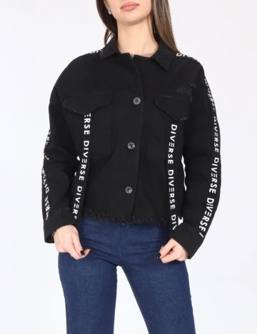 Jacheta Bershka, negru