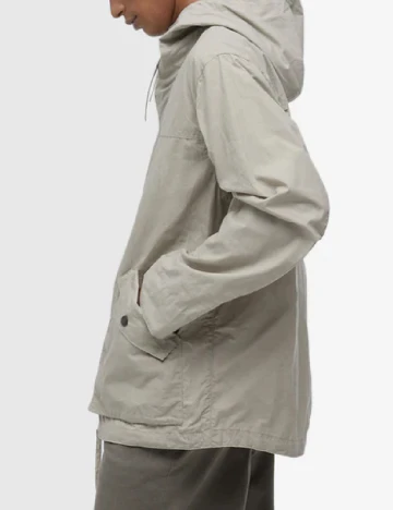 Jacheta Barbour, gri