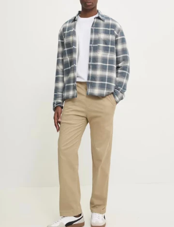 Jacheta Hollister, mix culori