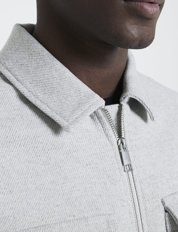 Jacheta River Island, gri