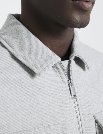 Jacheta River Island, gri