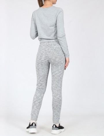 Pantaloni Bershka, gri deschis