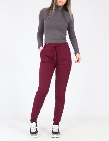 Pantaloni Bershka, visiniu