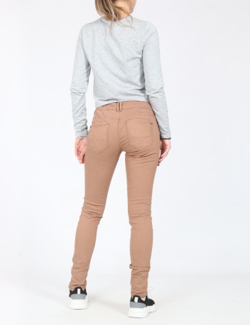 Pantaloni Bershka, maro