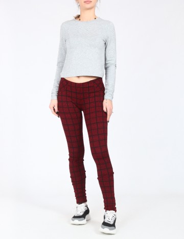 
						Colanti Bershka, rosu