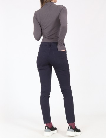 Pantaloni Bershka, bleumarin