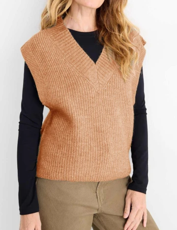 Vesta C&A, portocaliu