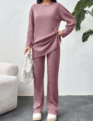 
						Compleu SHEIN, roz pudra