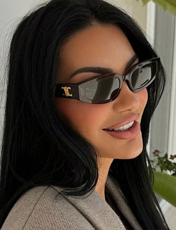 
						Ochelari de soare SHEIN, negru