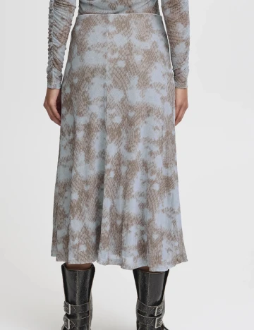 Fusta Ichi, albastru