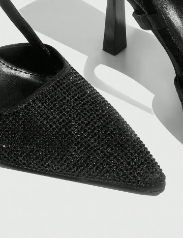 Pantofi Cuccoo, negru