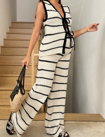 Compleu SHEIN Maternity, crem