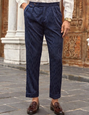 
						Pantaloni SHEIN, bleumarin