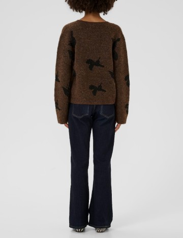 Pulover Culture, maro