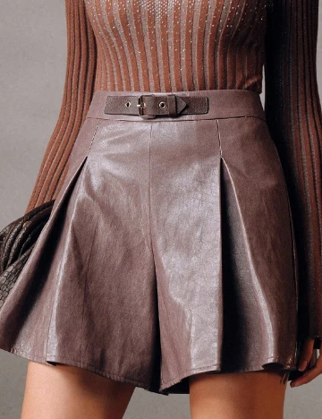 Pantaloni scurti Anewsta, roz pudra