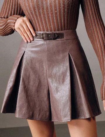 Pantaloni scurti Anewsta, roz pudra