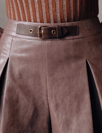 Pantaloni scurti Anewsta, roz pudra