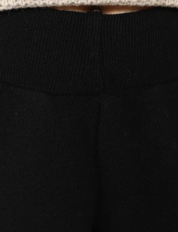 Pantaloni SHEIN, negru